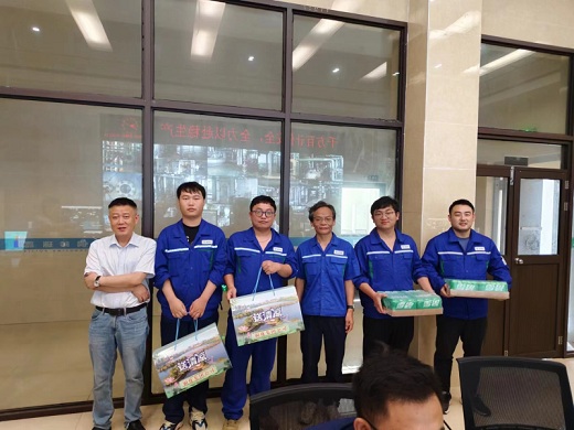 集團公司領導開展高溫慰問“送清涼”活動