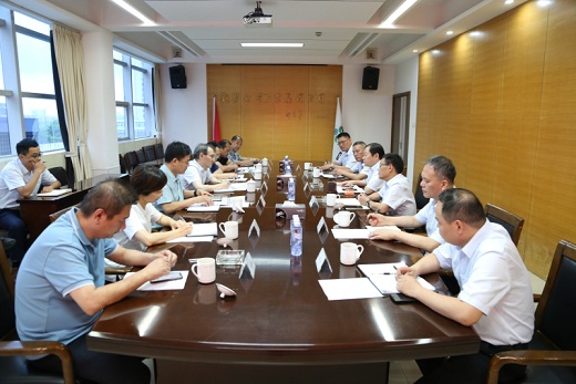 皖能銅陵公司與集團公司舉行工作會談