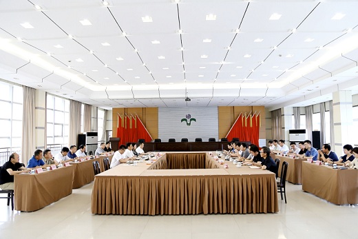 佳源集團(tuán)董事長(zhǎng)沈玉興一行來公司調(diào)研