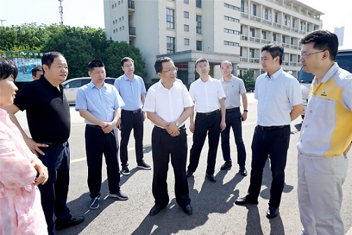 丁純實地督導安納達生態環境問題整改工作